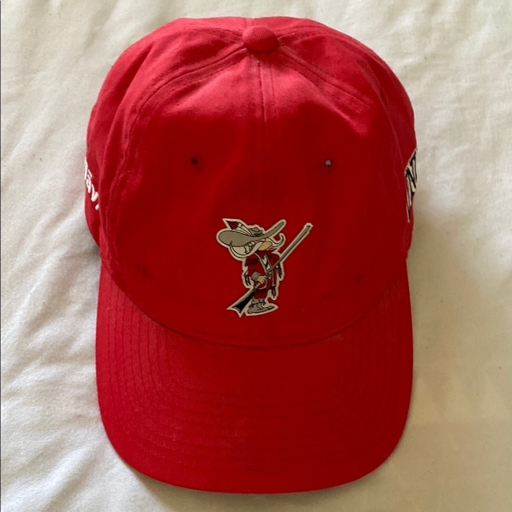 Mitchell & Ness UNLV Rebels adjustable size Red Hat